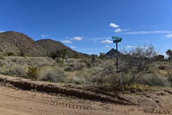 Yucca, AZ 86438,5630 E MCCOY Road #-