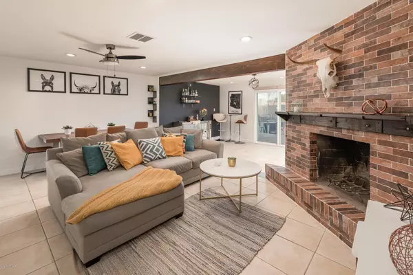 Scottsdale, AZ 85251,3517 N MILLER Road