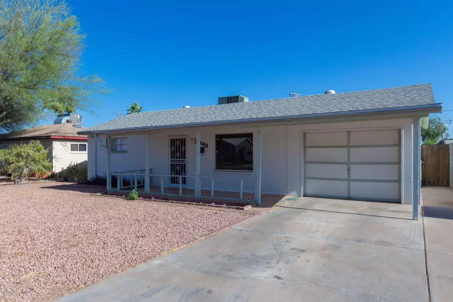 2943 W Royal Palm Road, Phoenix, AZ 85051