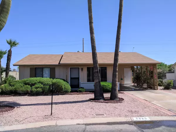 7925 E FLOSSMOOR Avenue, Mesa, AZ 85208