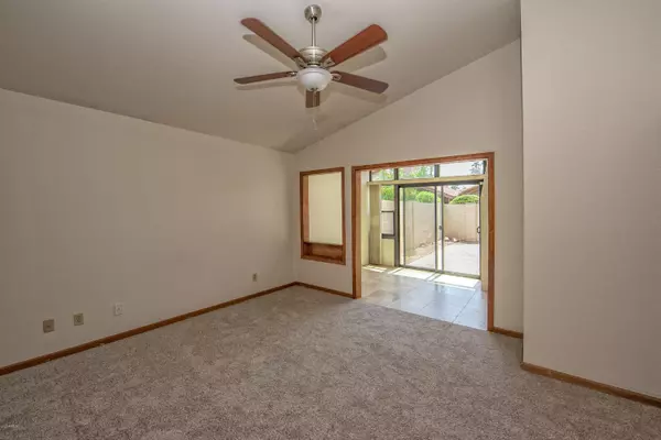 Tempe, AZ 85284,13 E GREENTREE Drive