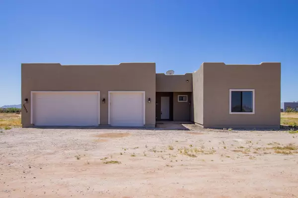 25535 W HUNTER Drive, Wittmann, AZ 85361