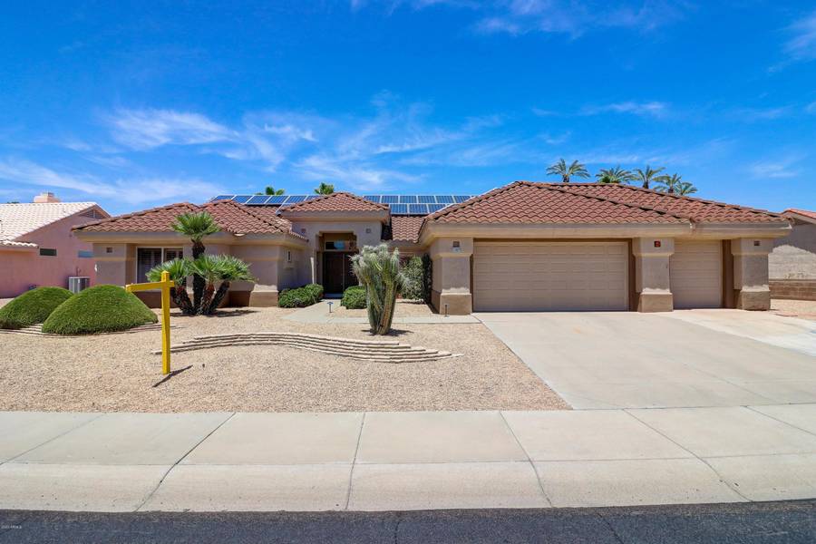 21807 N MONTEGO Drive, Sun City West, AZ 85375