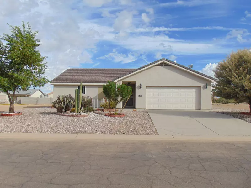 10380 W MISSION Drive, Arizona City, AZ 85123