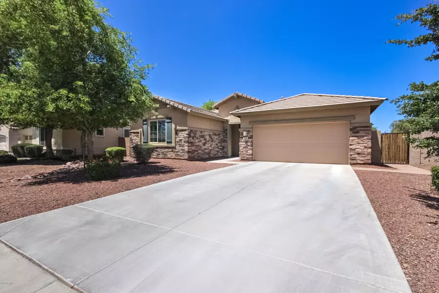 904 E BUCKINGHAM Avenue, Gilbert, AZ 85297