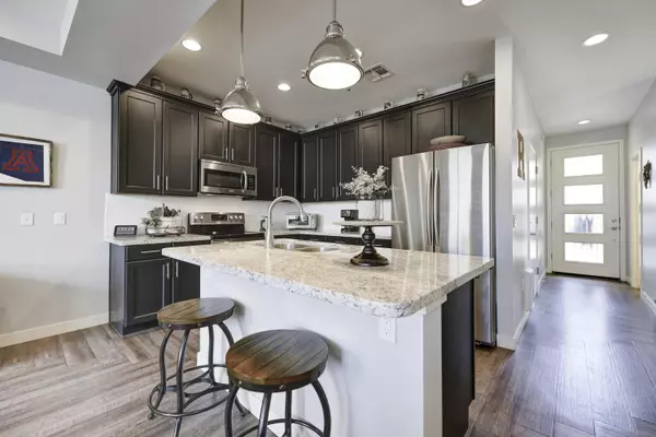Tempe, AZ 85288,1026 N MILLER Road
