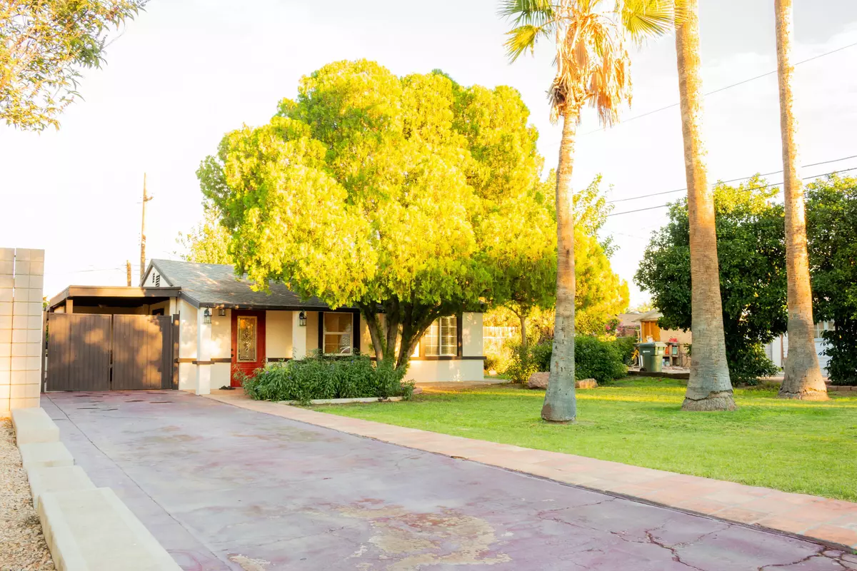 Phoenix, AZ 85014,4503 N 13TH Place