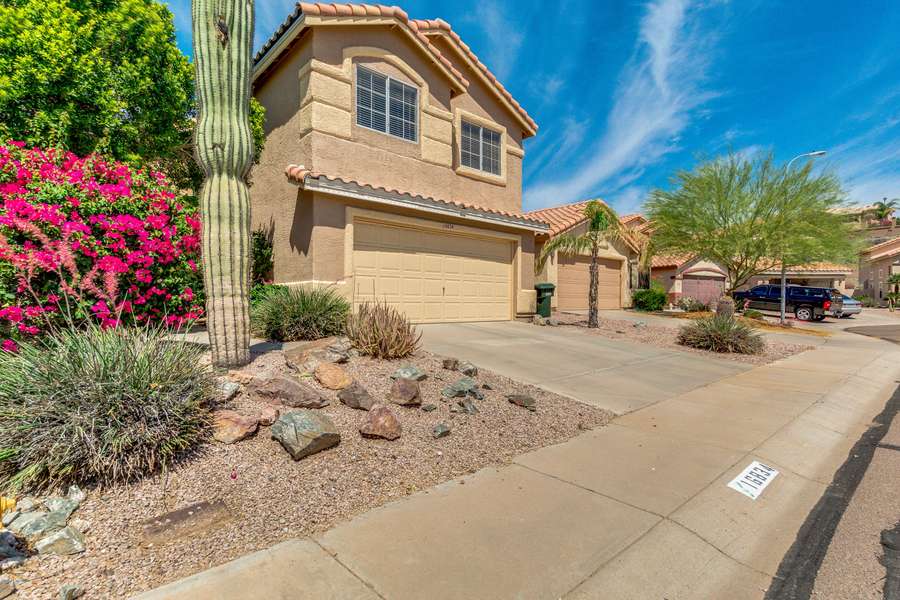 16834 S 20TH Place, Phoenix, AZ 85048