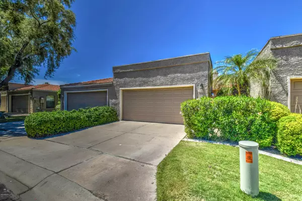 Tempe, AZ 85283,5420 S CLAMBAKE BAY Court