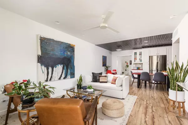 Phoenix, AZ 85018,4417 E ROMA Avenue