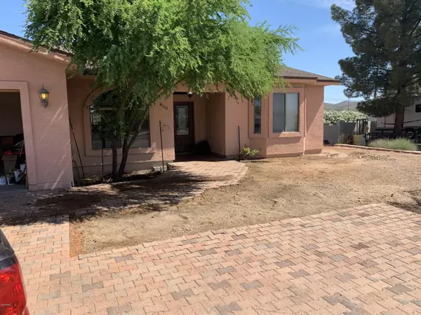 850 W HERMOSA Drive, Wickenburg, AZ 85390