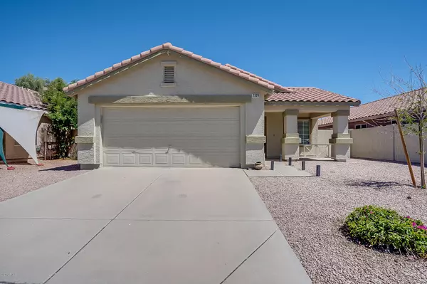 2328 E FLINTLOCK Place, Chandler, AZ 85286