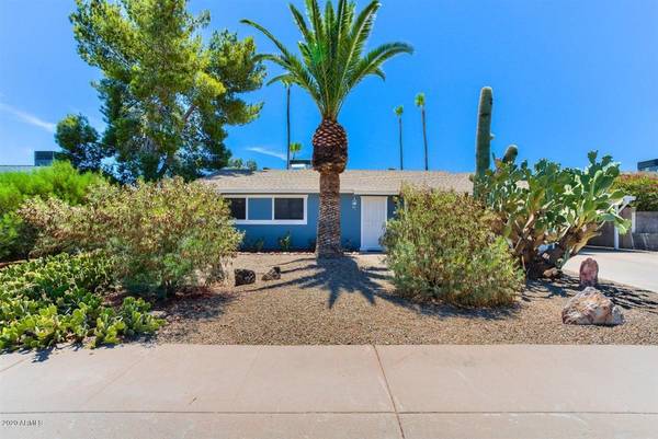 Phoenix, AZ 85032,3327 E EVERETT Drive