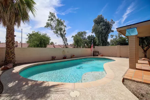 414 N COBBLESTONE Street, Gilbert, AZ 85234