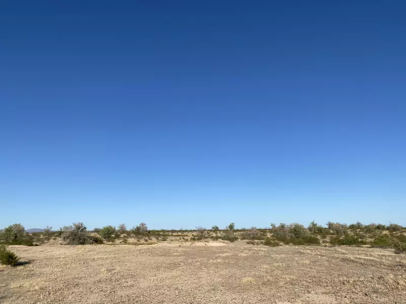 0 W Tonopah North Lot 4 -- #4, Tonopah, AZ 85354