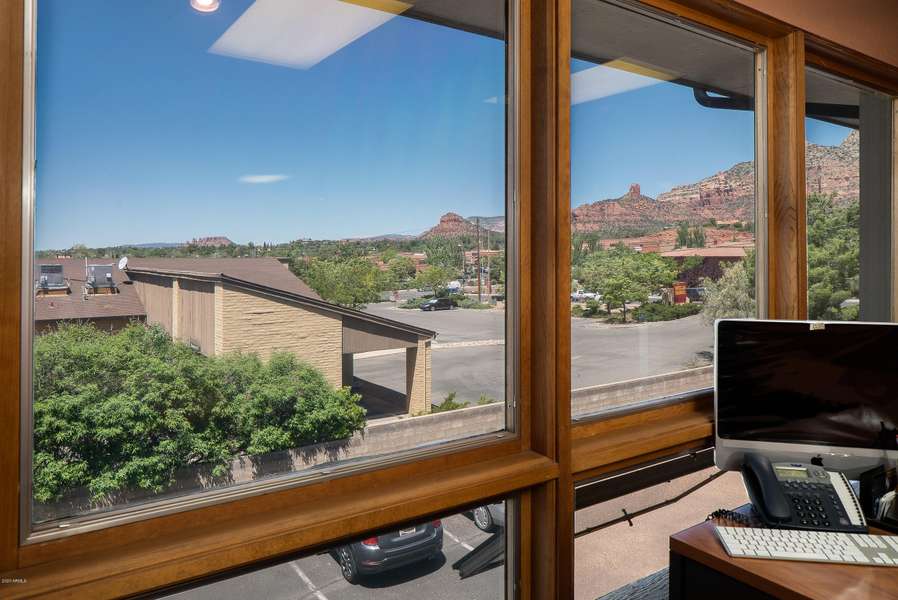 2155 W STATE ROUTE 89A -- #211, Sedona, AZ 86336