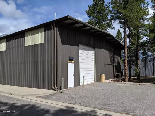 Flagstaff, AZ 86001,1352 W FOREST MEADOWS Street