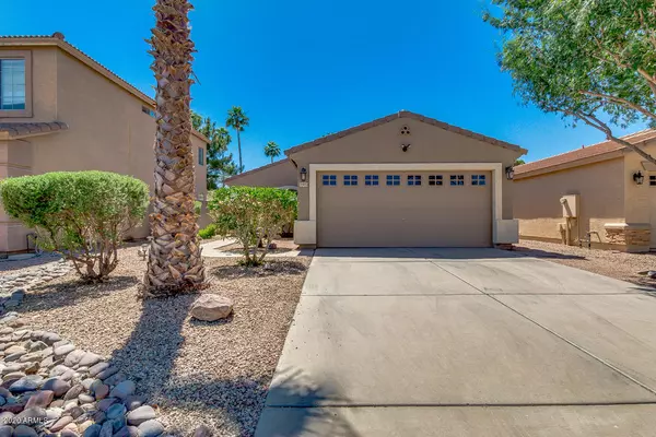 39852 N CALABRIA Street, San Tan Valley, AZ 85140