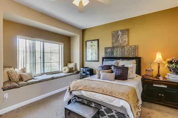 Phoenix, AZ 85032,4465 E PARADISE VILLAGE Parkway S #1179