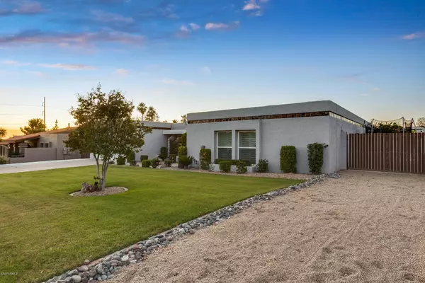 Phoenix, AZ 85022,814 E CORAL GABLES Drive