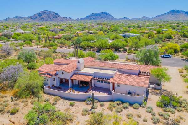 Scottsdale, AZ 85255,25216 N APPALOOSA Trail