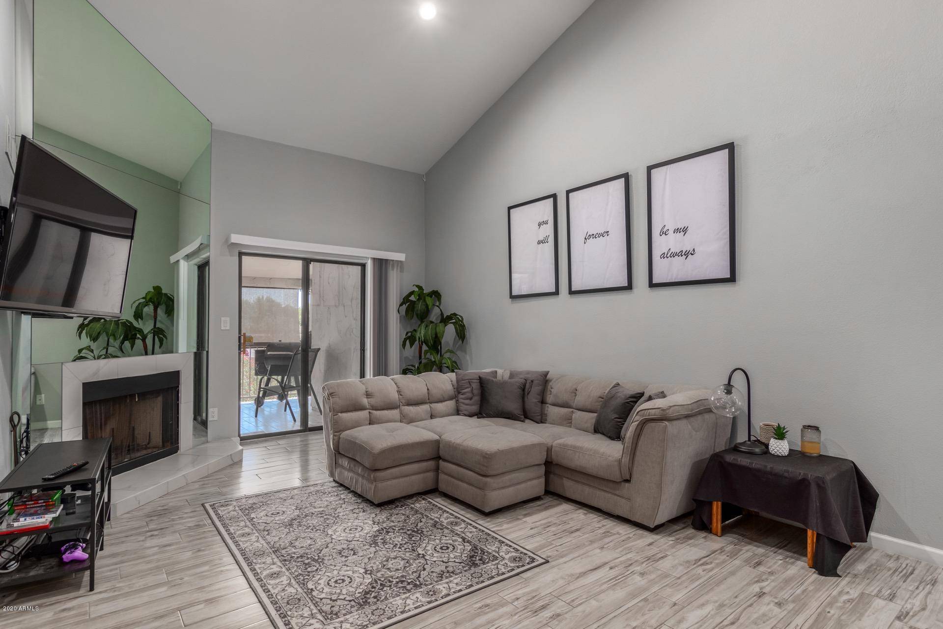 Scottsdale, AZ 85258,9115 E PURDUE Avenue #202