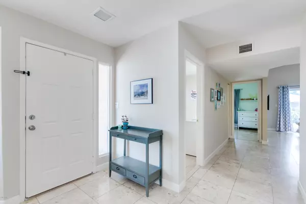 Scottsdale, AZ 85254,6851 E Kings Avenue