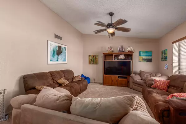 Peoria, AZ 85381,7331 W COLUMBINE Drive