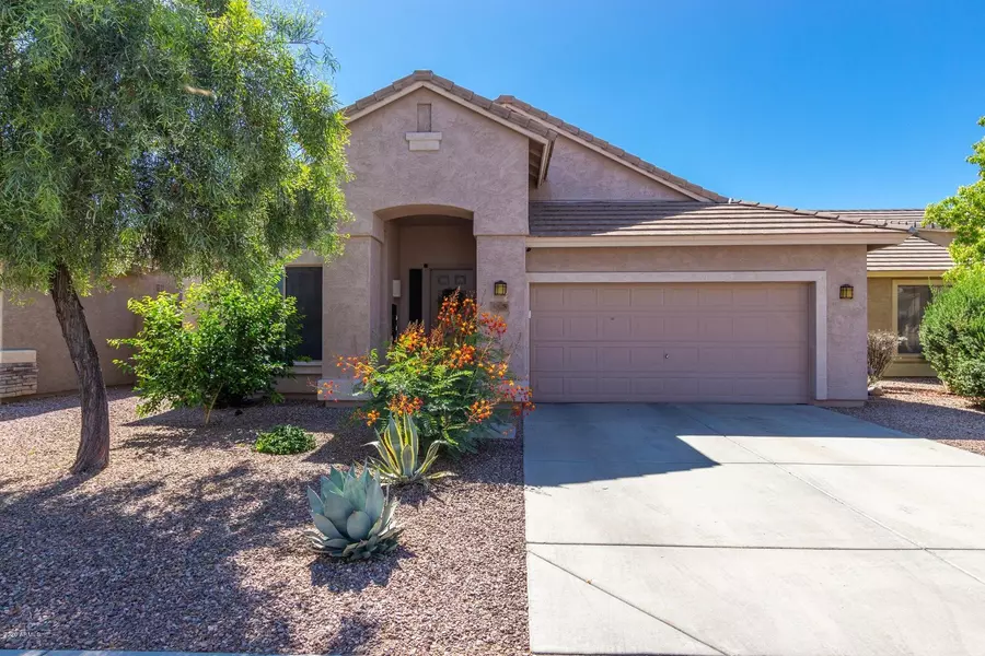 30050 N LITTLE LEAF Drive, San Tan Valley, AZ 85143