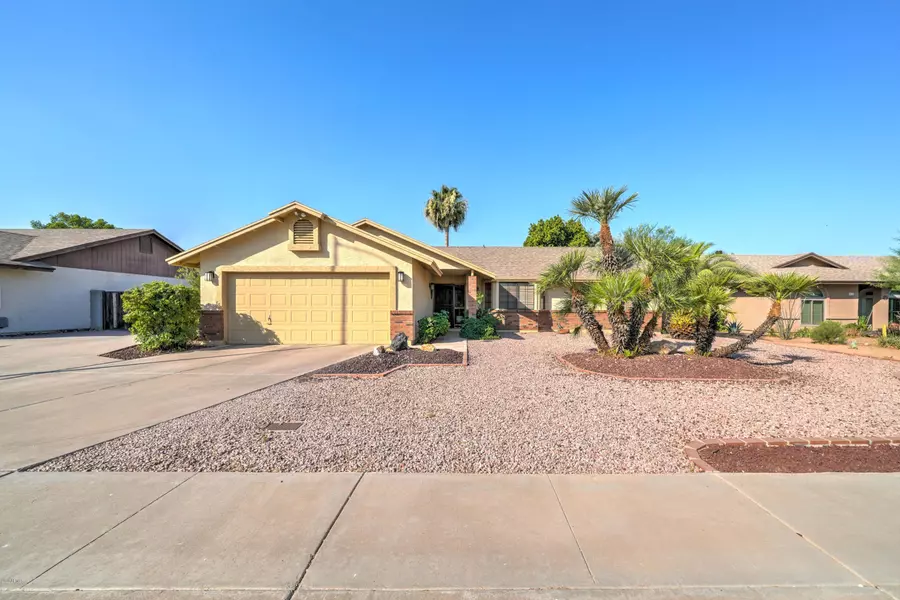 5623 E ENROSE Street, Mesa, AZ 85205