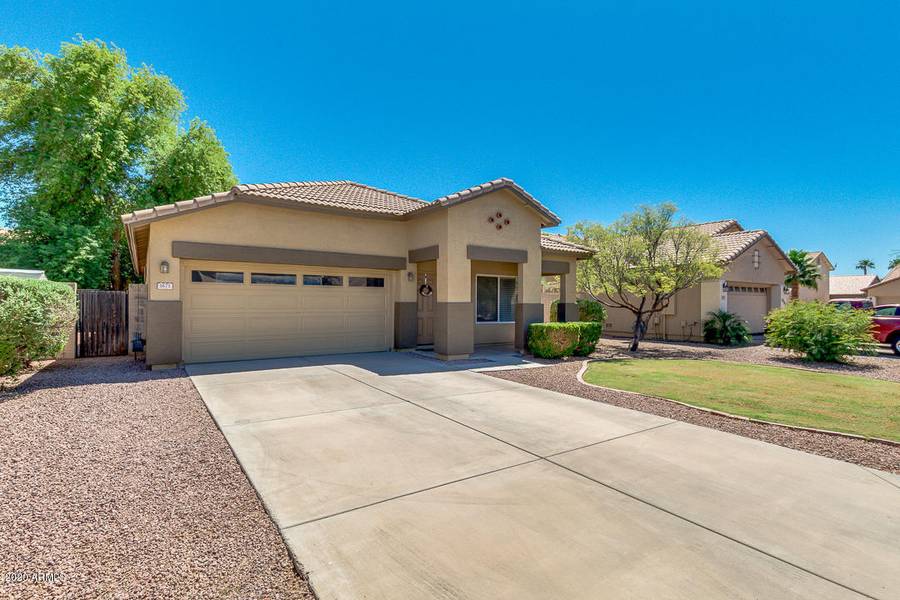 3671 E LONGHORN Drive, Gilbert, AZ 85297