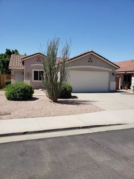 8203 E OSAGE Avenue, Mesa, AZ 85212