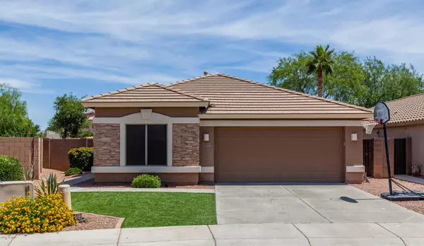 15684 W SAGUARO Lane, Surprise, AZ 85374