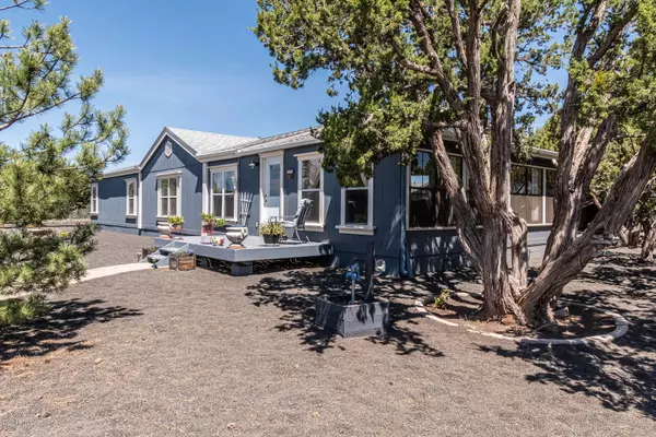 8564 Deer Run Drive, Show Low, AZ 85901