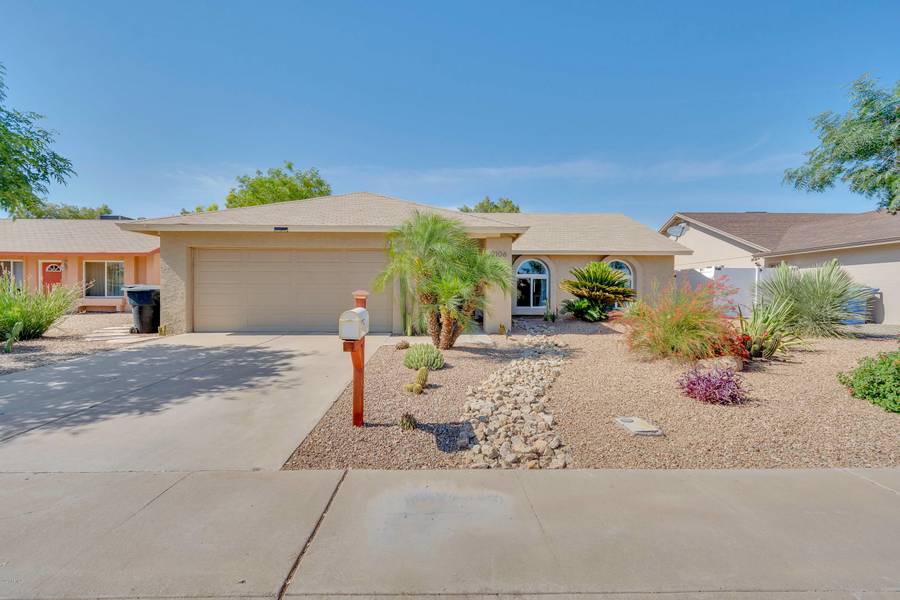 2106 W MCNAIR Street, Chandler, AZ 85224