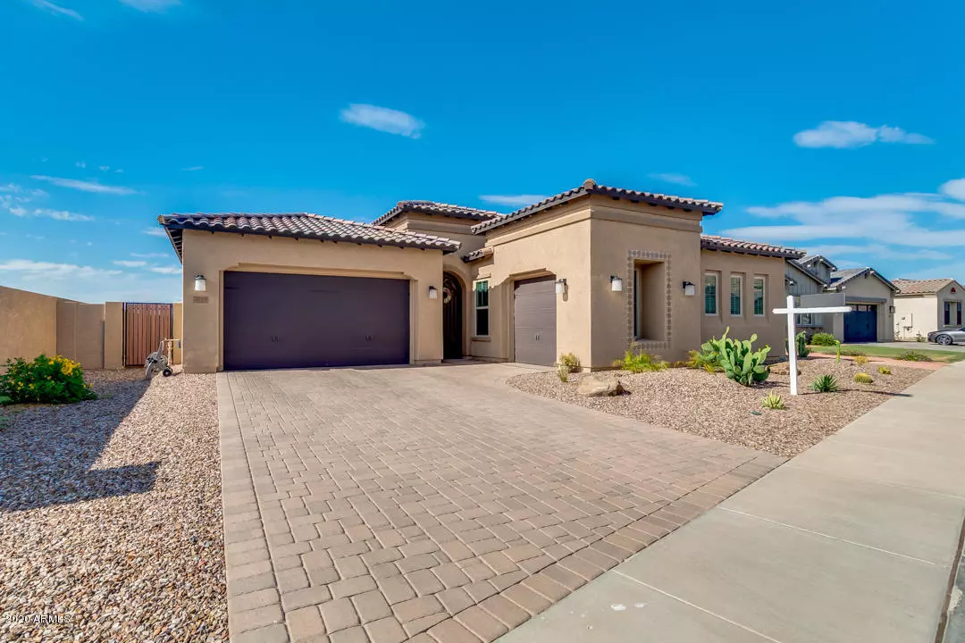 Phoenix, AZ 85042,3010 E DESERT Lane