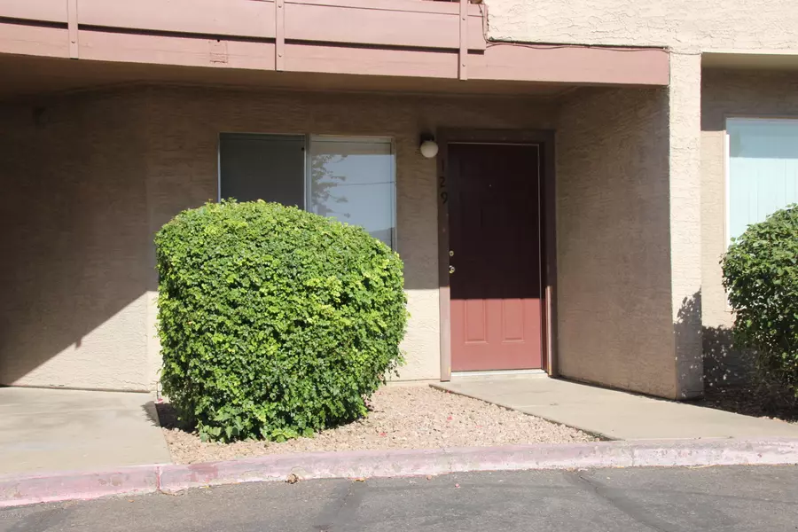 4828 W ORANGEWOOD Avenue #129, Glendale, AZ 85301