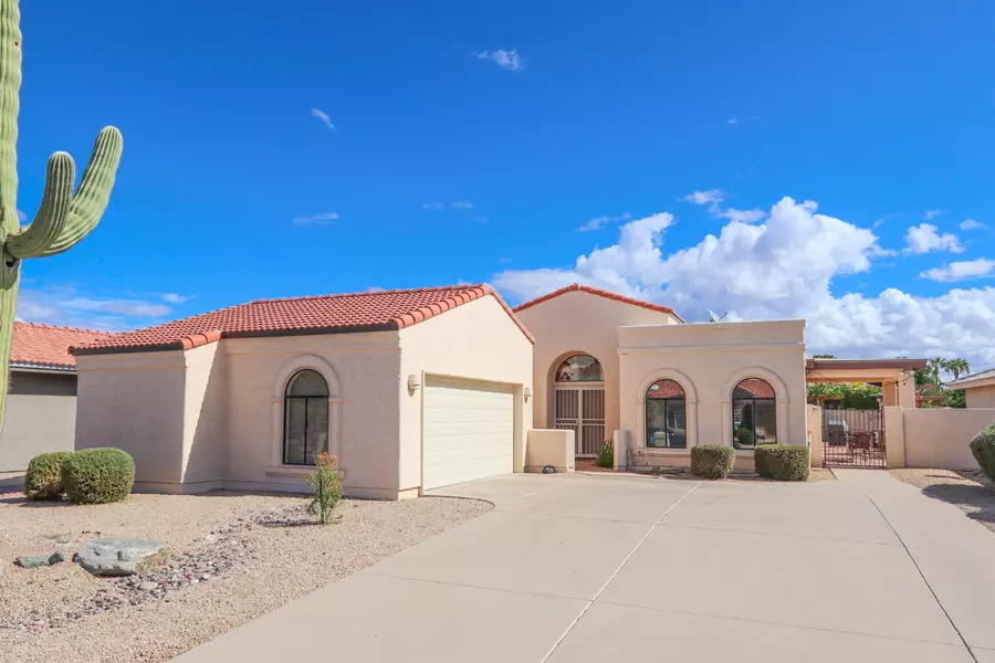 25823 S EASTLAKE Drive, Sun Lakes, AZ 85248