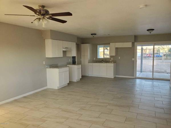 Casa Grande, AZ 85122,1331 W IRIS Place