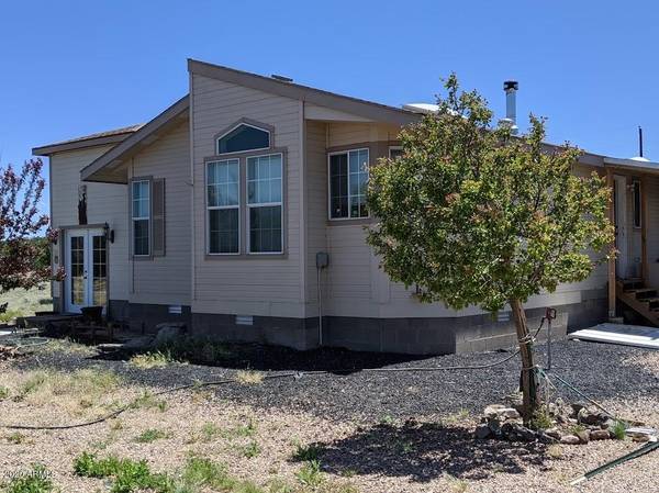 Concho, AZ 85924,28 Green Drive