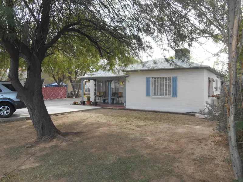 2707 E WILLETTA Street, Phoenix, AZ 85008