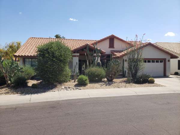 6913 W WESCOTT Drive, Glendale, AZ 85308