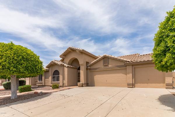 8412 W TONTO Lane, Peoria, AZ 85382