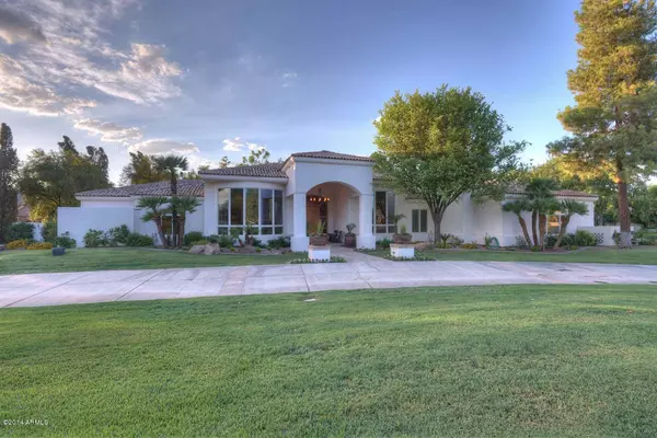 8508 S WILLOW Drive, Tempe, AZ 85284