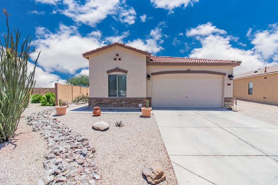 5741 E LUSH VISTA View, Florence, AZ 85132