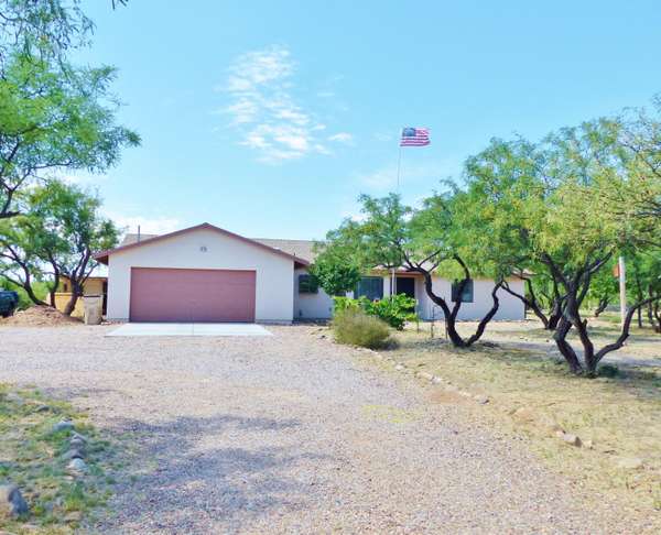 Hereford, AZ 85615,5936 E CALLE DE LA FRESA --