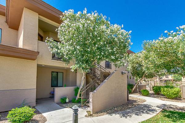 Chandler, AZ 85286,3330 S GILBERT Road #2016