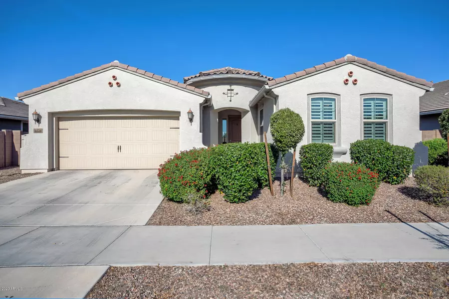 8649 N 89TH Drive, Peoria, AZ 85345