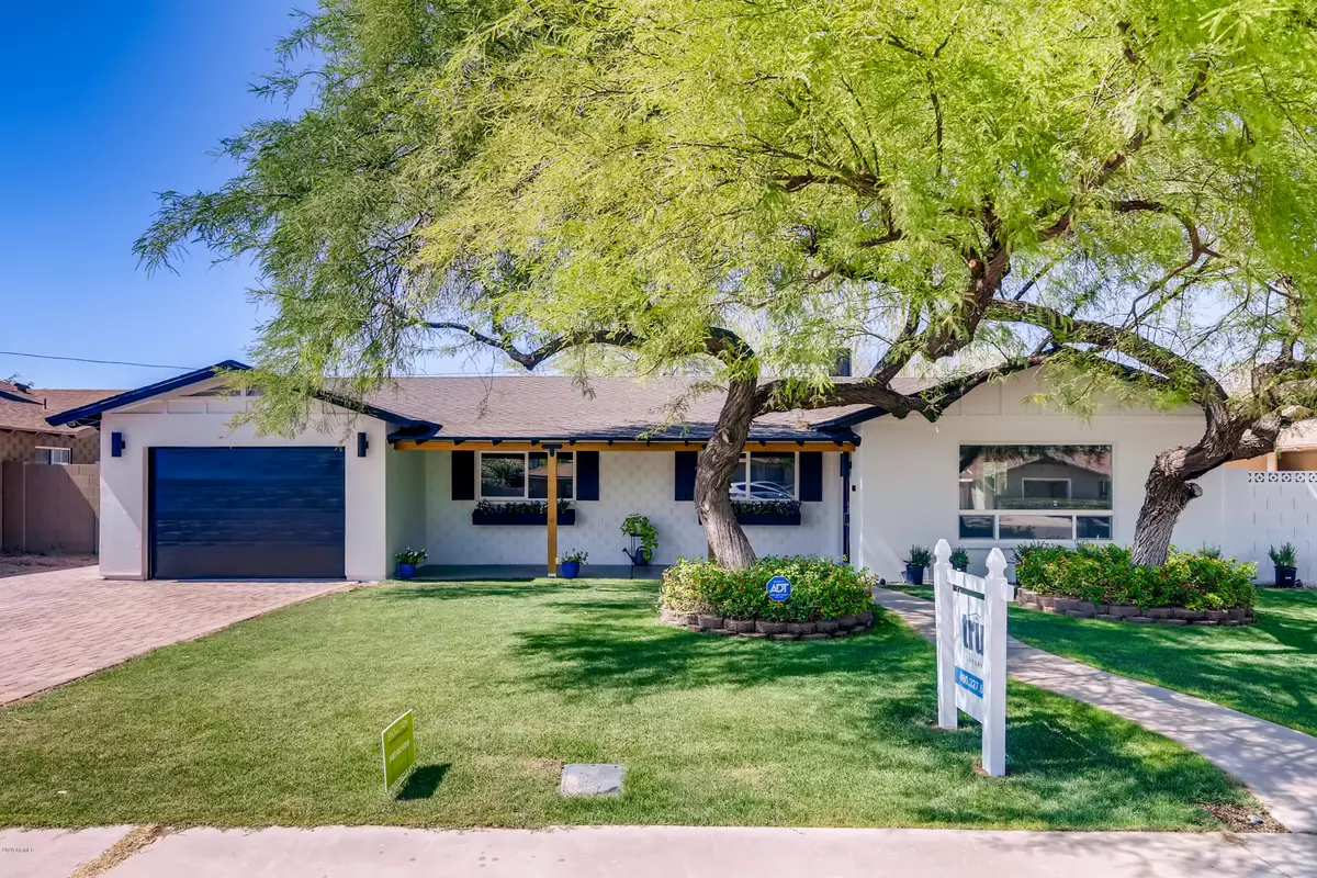 Scottsdale, AZ 85251,8236 E WELDON Avenue