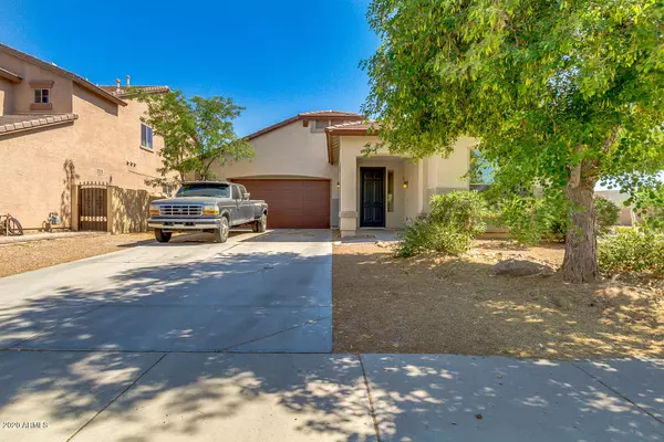 483 E HARVEST Road, San Tan Valley, AZ 85140